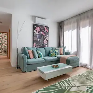 Kazinczy Vibe I 2Br & Freeparking Apartament