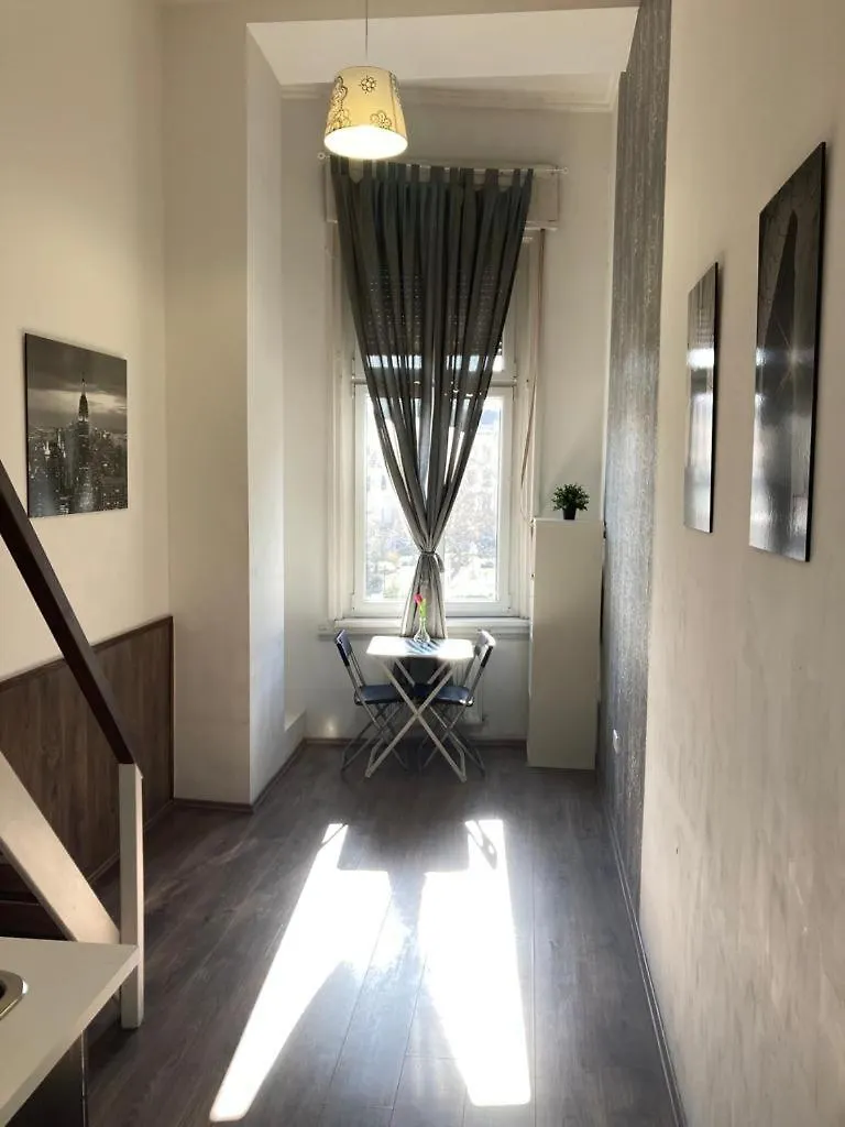 Central Private Lofts Budapest Apartamento